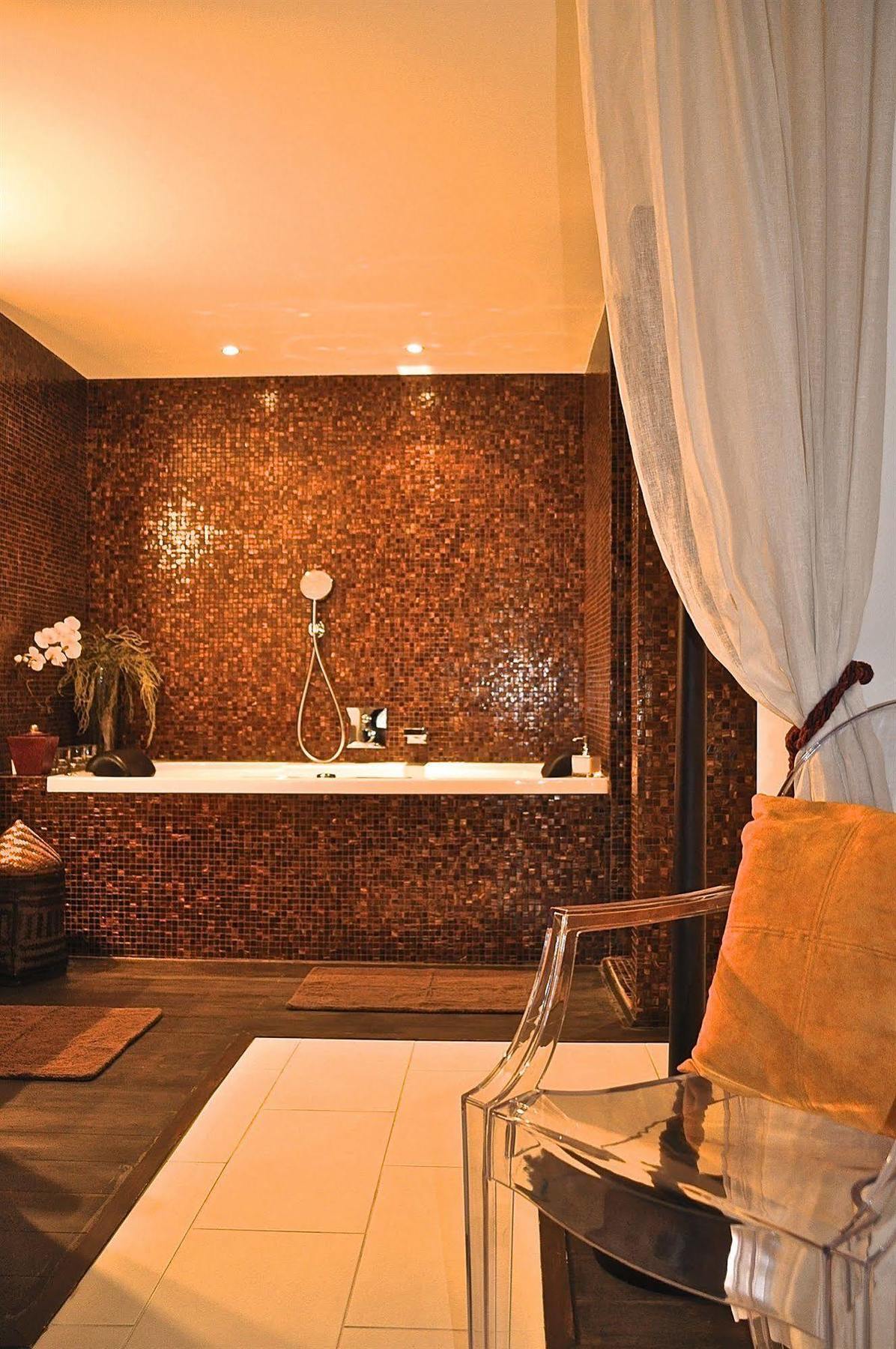 B&B Un Jardin En Ville Saint-Gilles Dış mekan fotoğraf